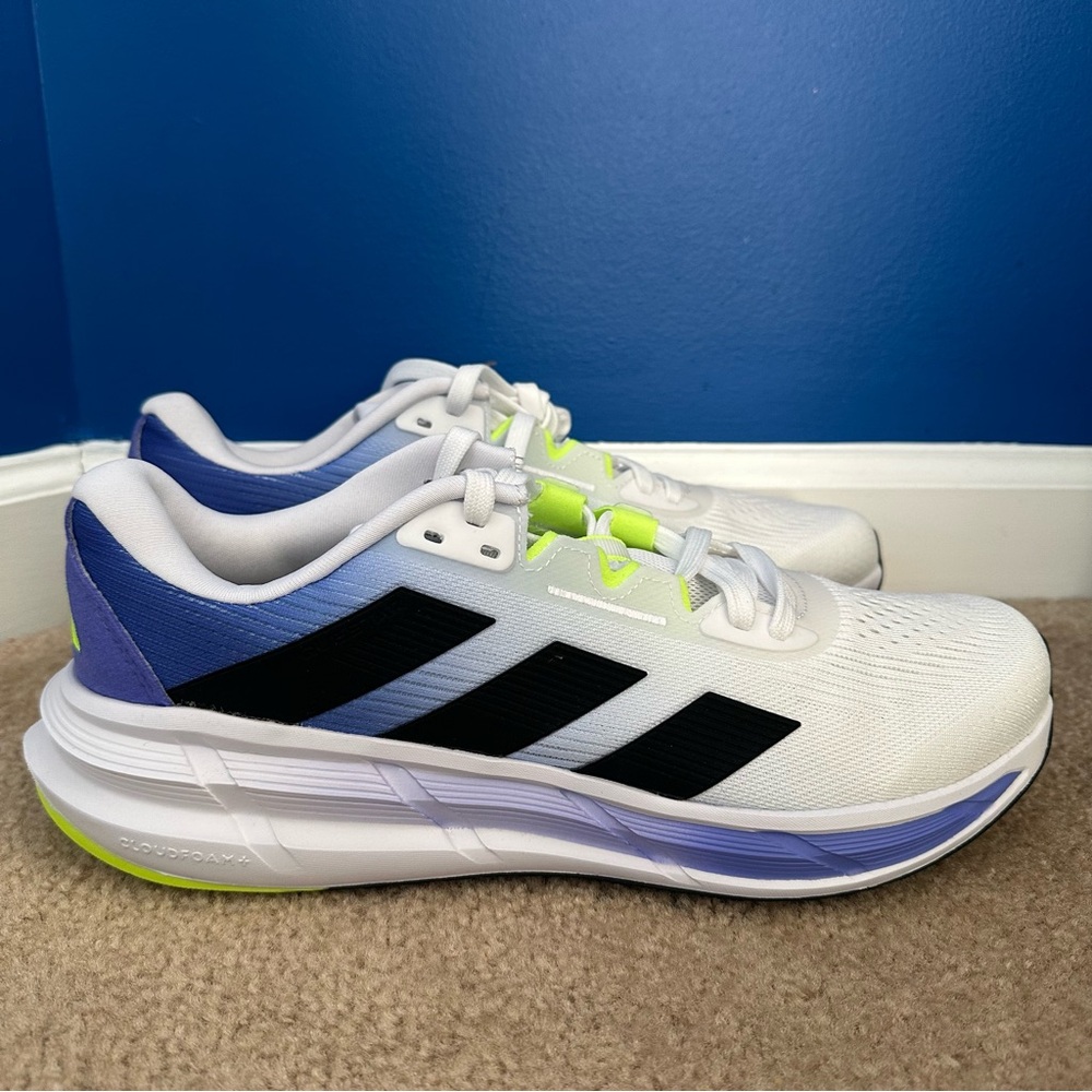 Adidas Questar 3 Mens Size 10.5 White Black Blue Athletic Running Shoes Sneakers
